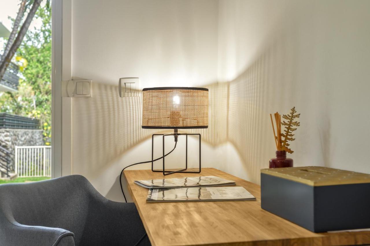 Le Saint-Gilles - Studio A St-Gilles-Les-Bains - Situe Dans Residence Privee Avec Piscine 외부 사진